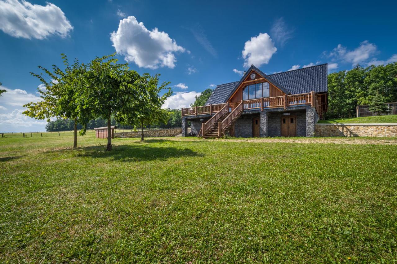 Ranch Jestrebice Hermanicky Exterior foto
